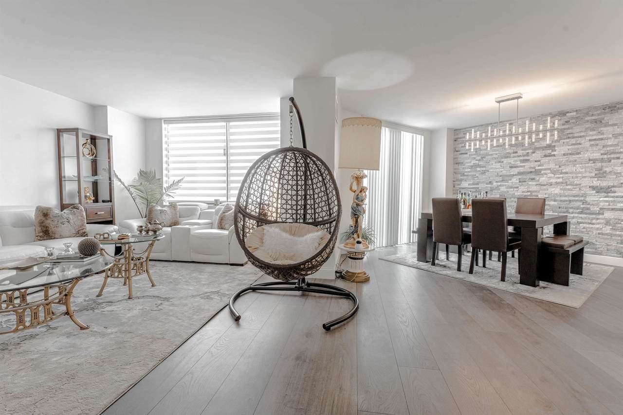 806 Harmon Cove Tower - Photo 1