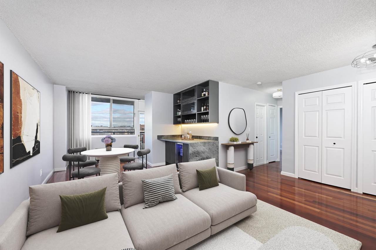 100 Manhattan Ave - Photo 1