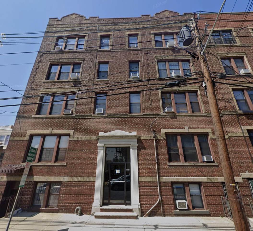 7111 Palisade Ave - Photo 1