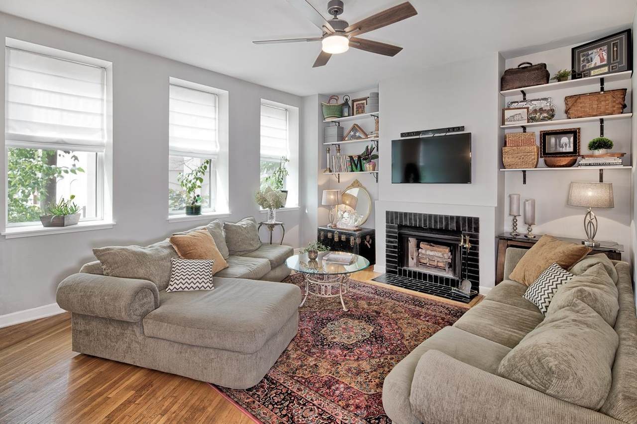 1021 Grand St - Photo 1