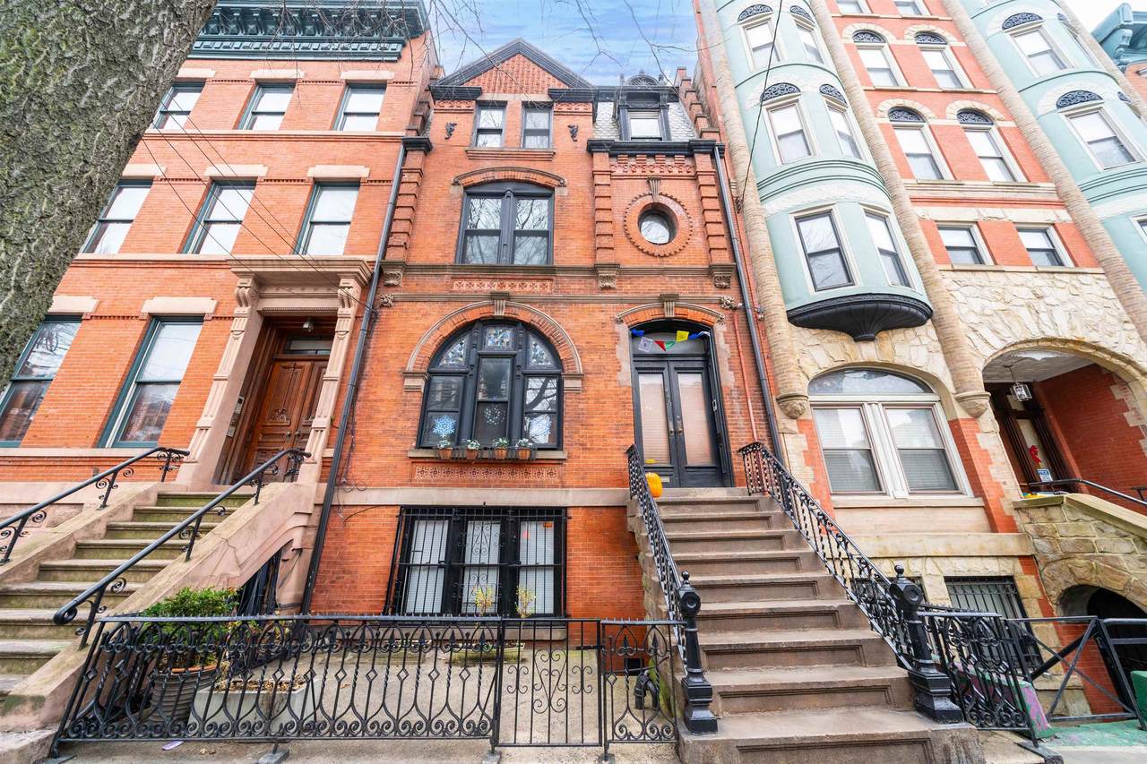 446 Jersey Ave - Photo 1