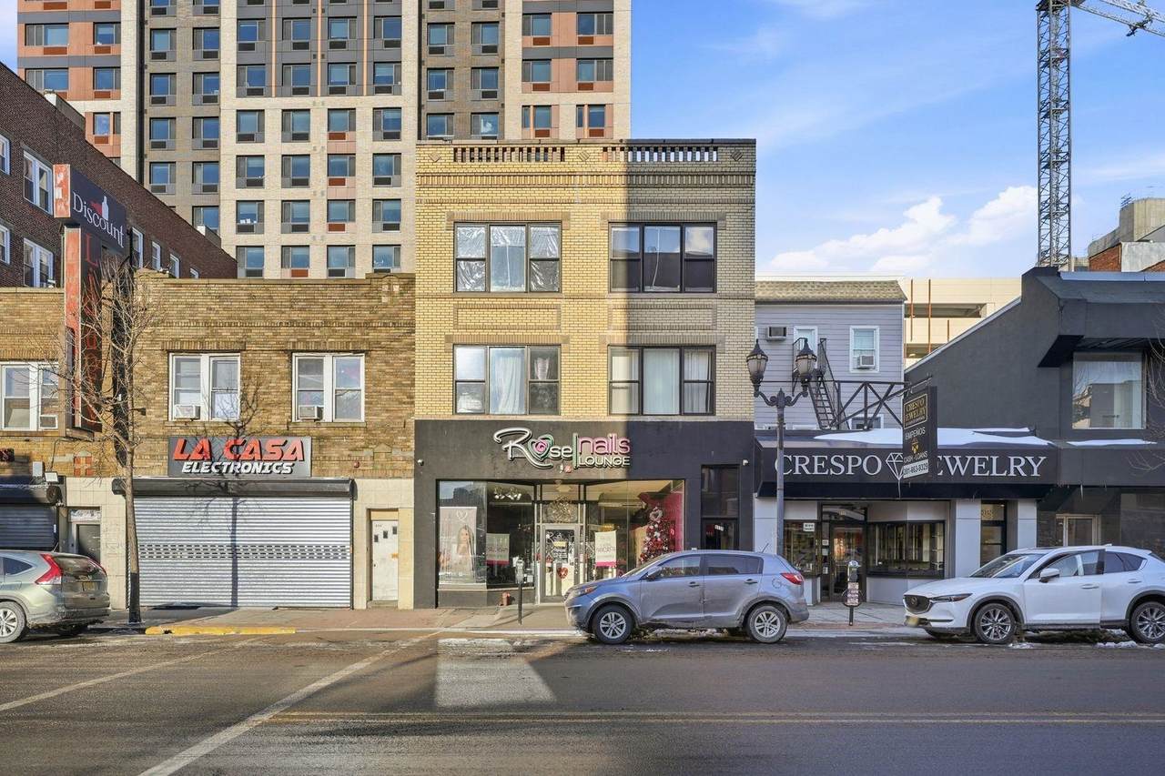 5113 Bergenline Ave - Photo 1