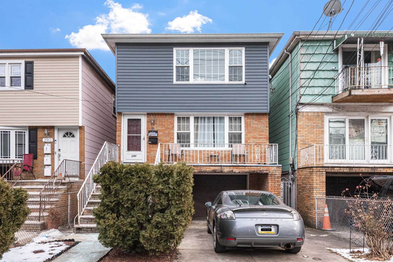 290 Randolph Ave - Photo 1