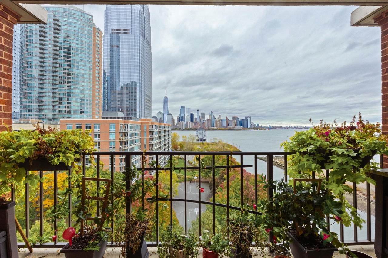 1 Greene St - Photo 1