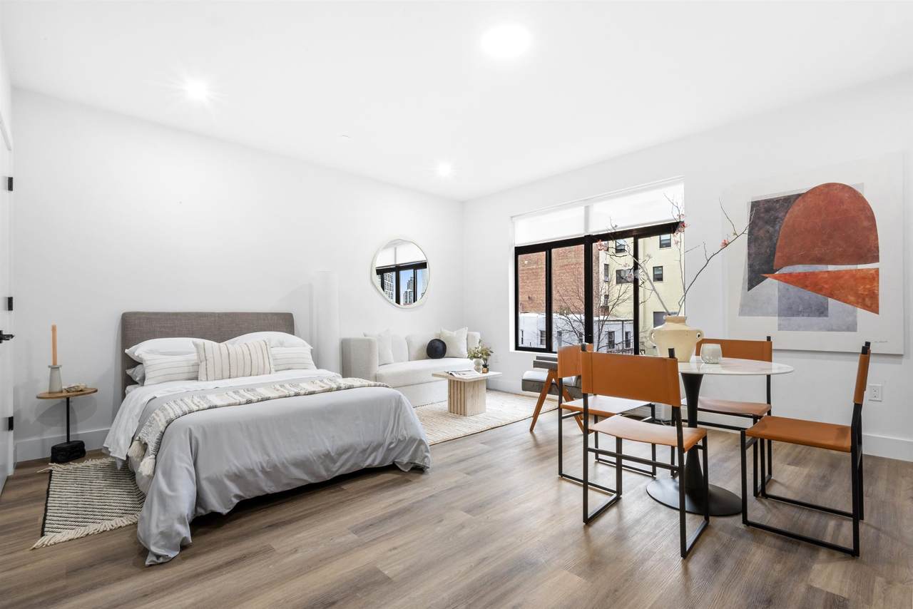 99 Storms Ave - Photo 1