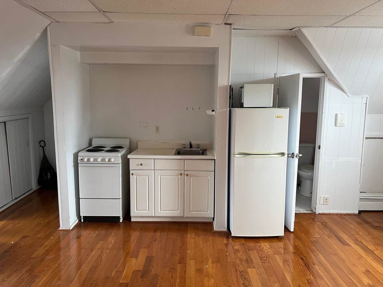 36 46TH ST - Photo 1