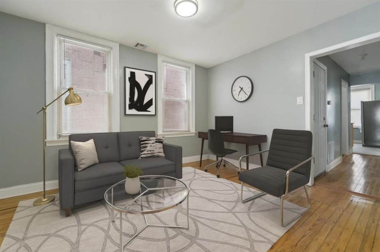 92 Warner Ave - Photo 1