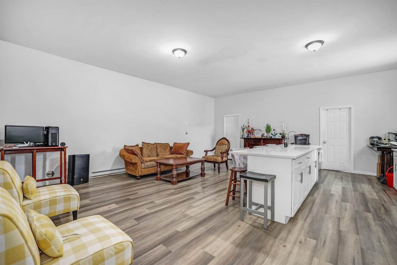 512 Monastery Pl - Photo 1