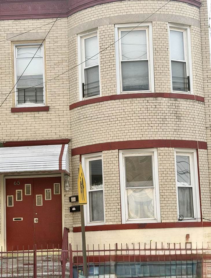 65 Clendenny Ave - Photo 1