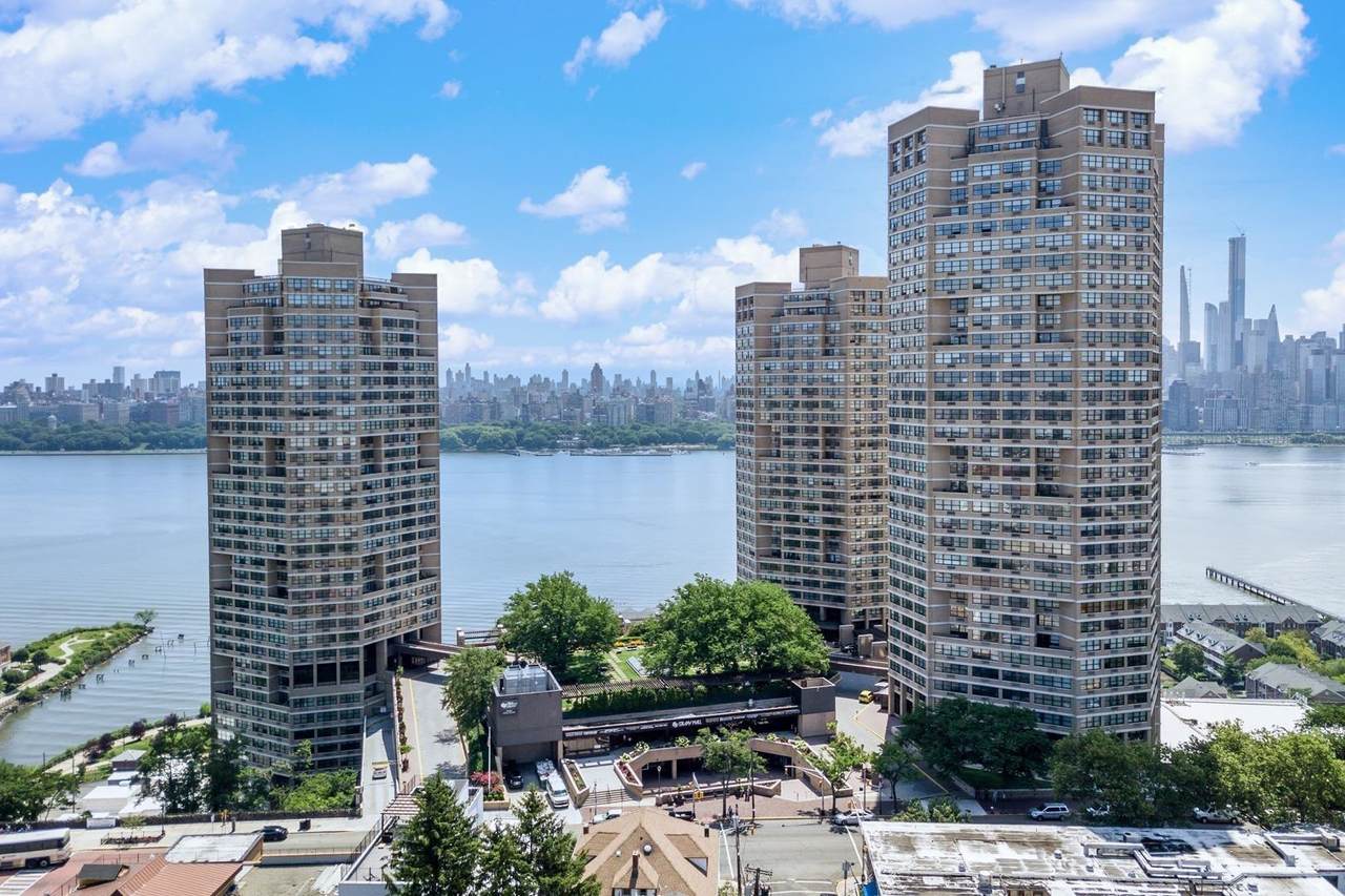 7000 Blvd East - Photo 1