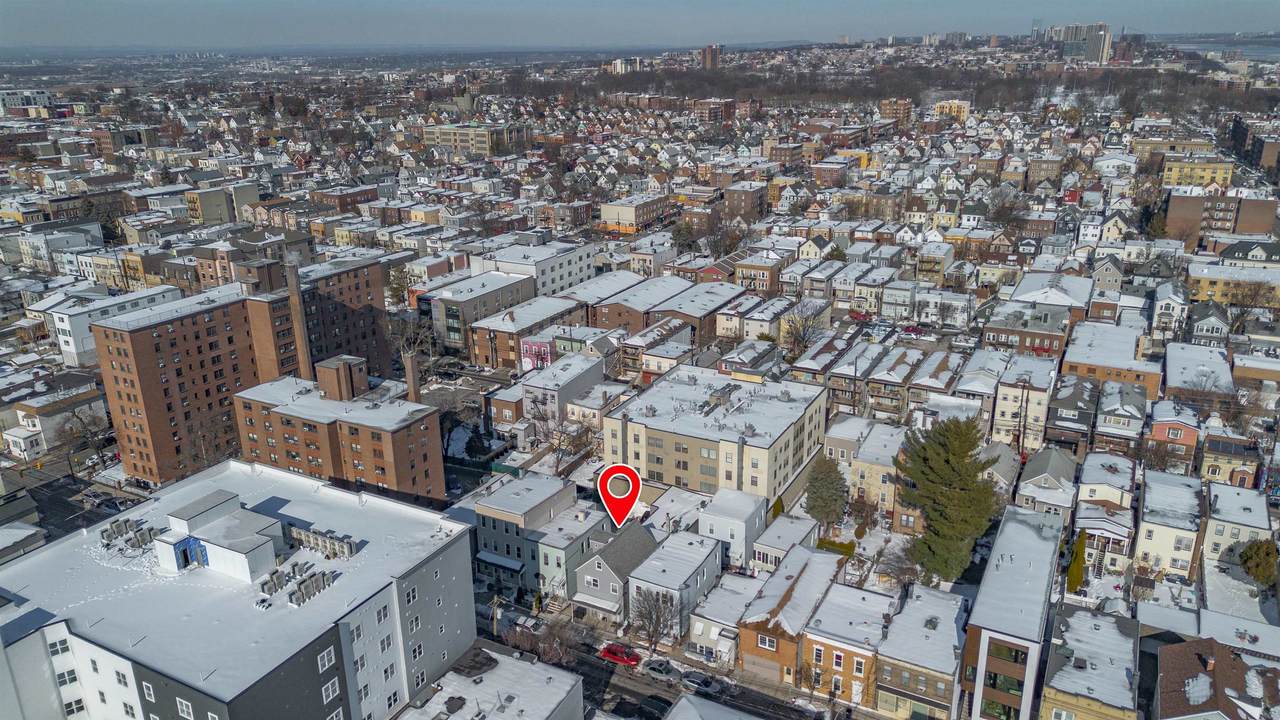 126 69TH ST - Photo 1