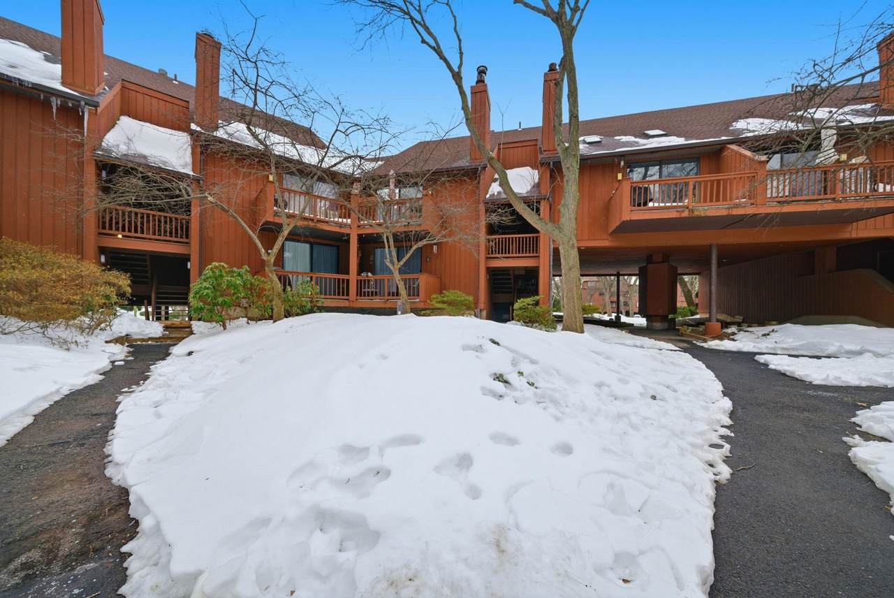 468 Teal Plaza - Photo 1