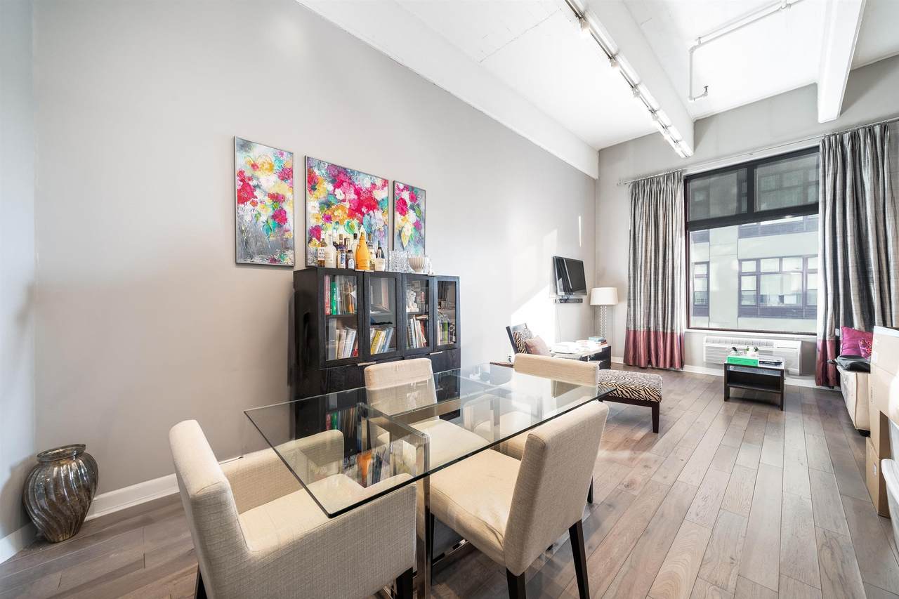 1500 Washington St - Photo 1