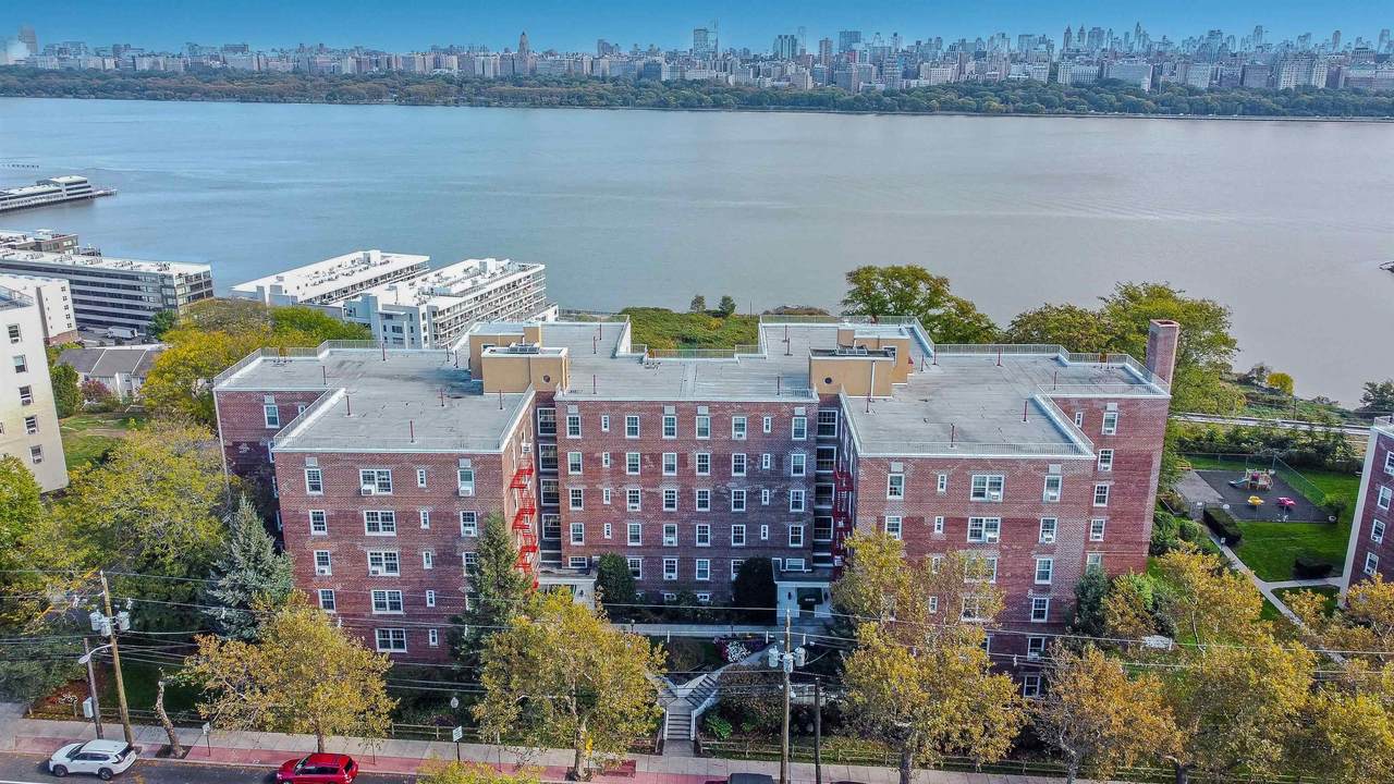 8400 Blvd East - Photo 1