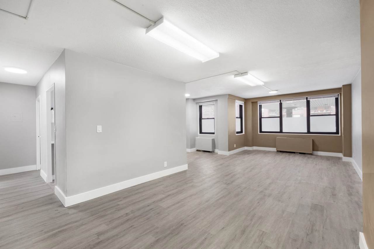 201 St Pauls Ave - Photo 1