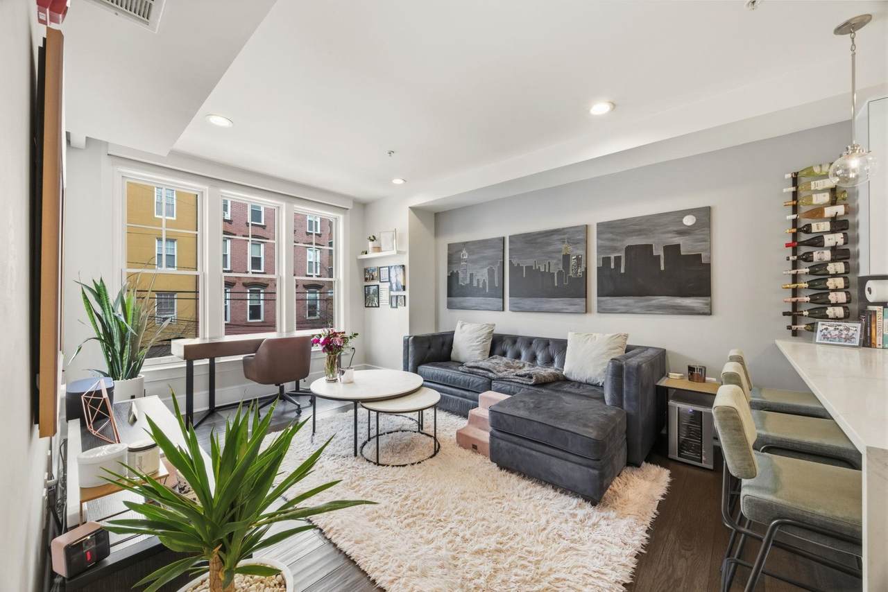 https://bt-photos.global.ssl.fastly.net/liberty/1280_boomver_1_260003837-2.jpg