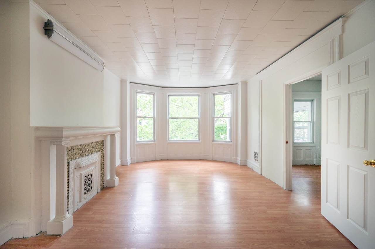 66 Van Reipen Ave - Photo 1