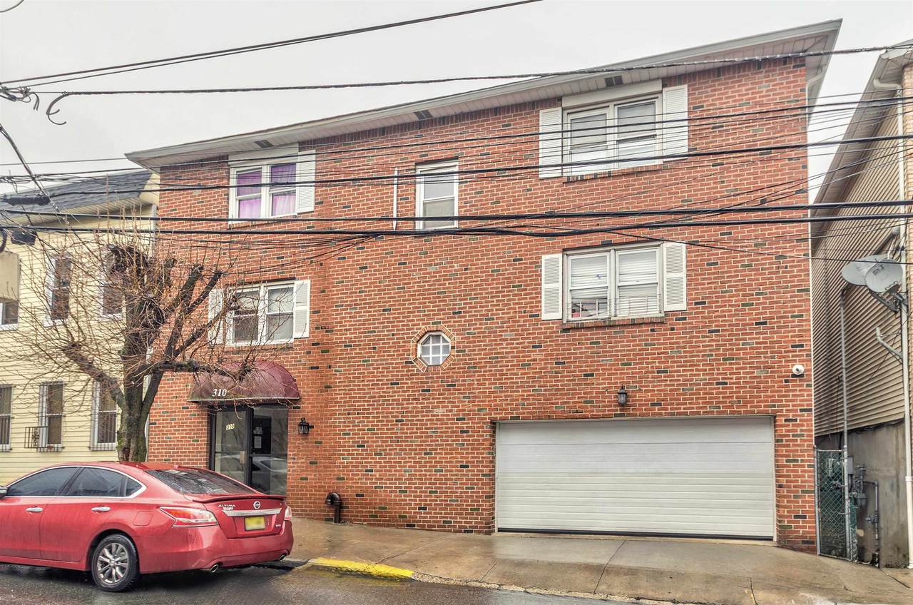 310 70TH ST - Photo 1