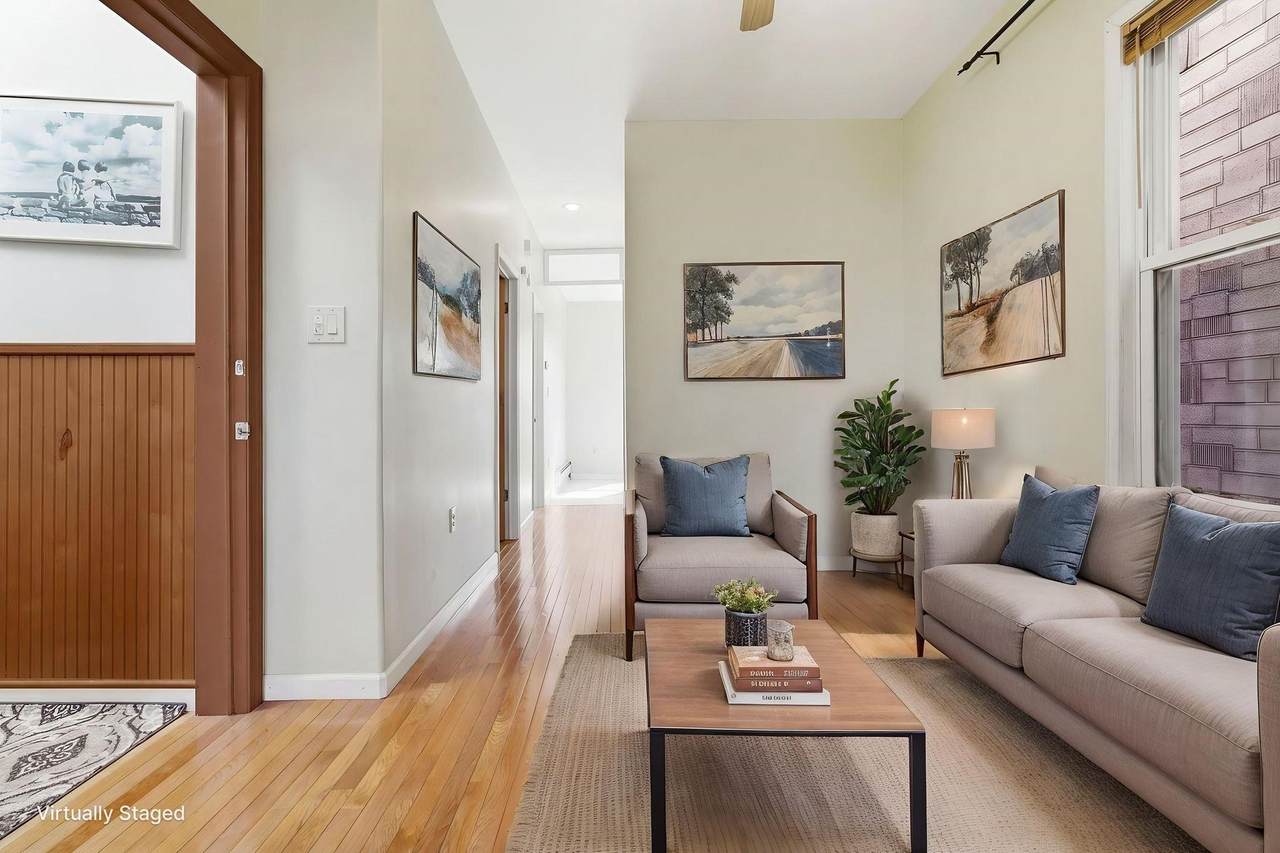 470 Mallory Ave - Photo 1