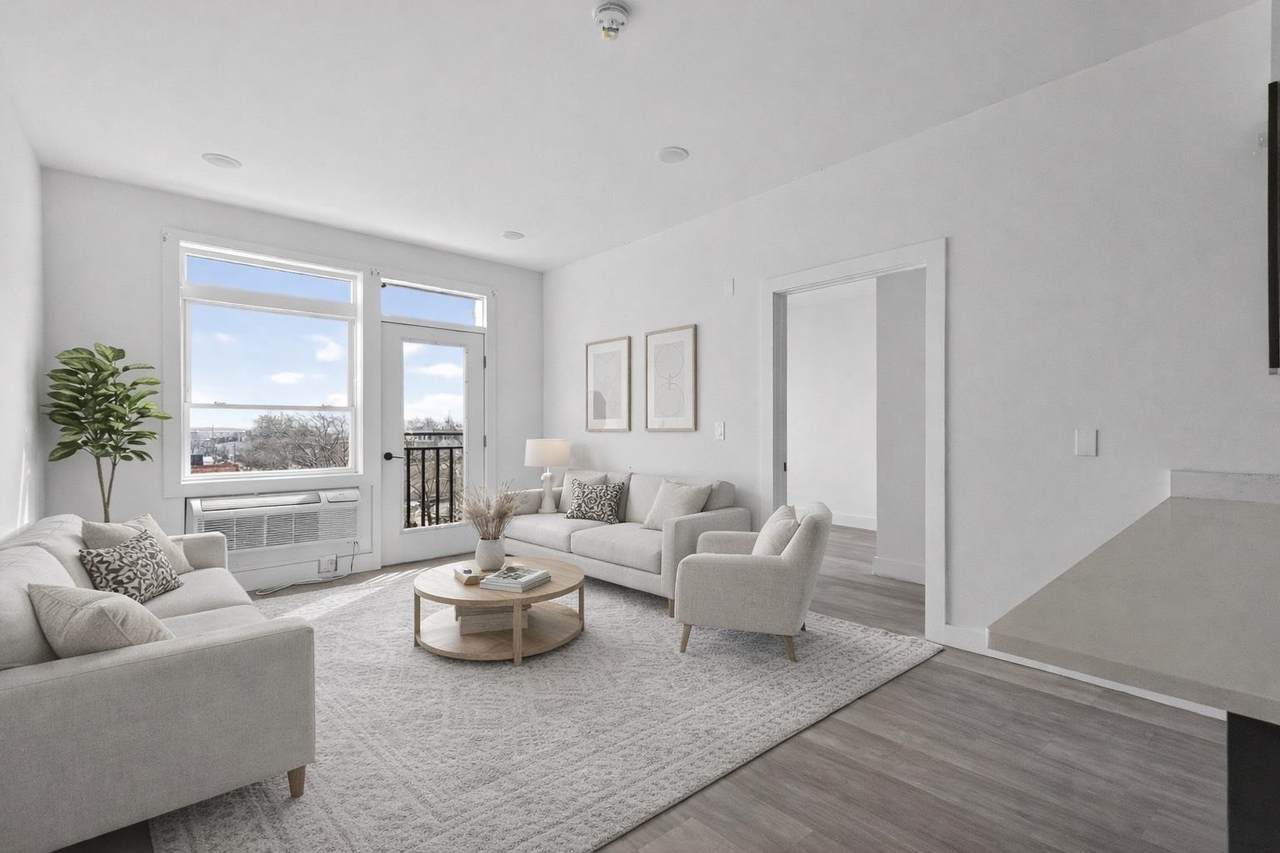 43-45 West 32Nd St - Photo 1