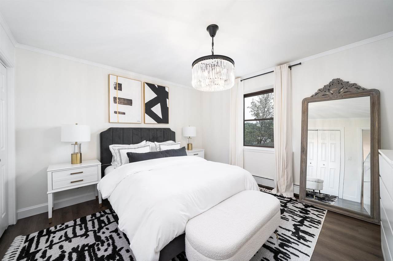 141 Park Ave - Photo 1