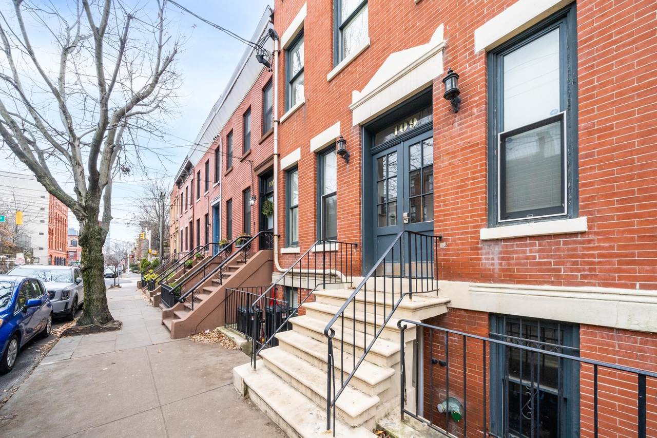 109 Erie St - Photo 1
