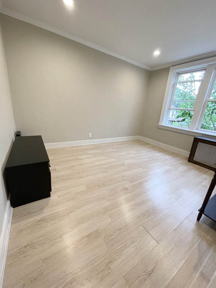 18 74TH ST - Photo 1