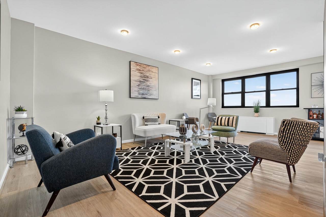 1225 John F Kennedy Blvd - Photo 1