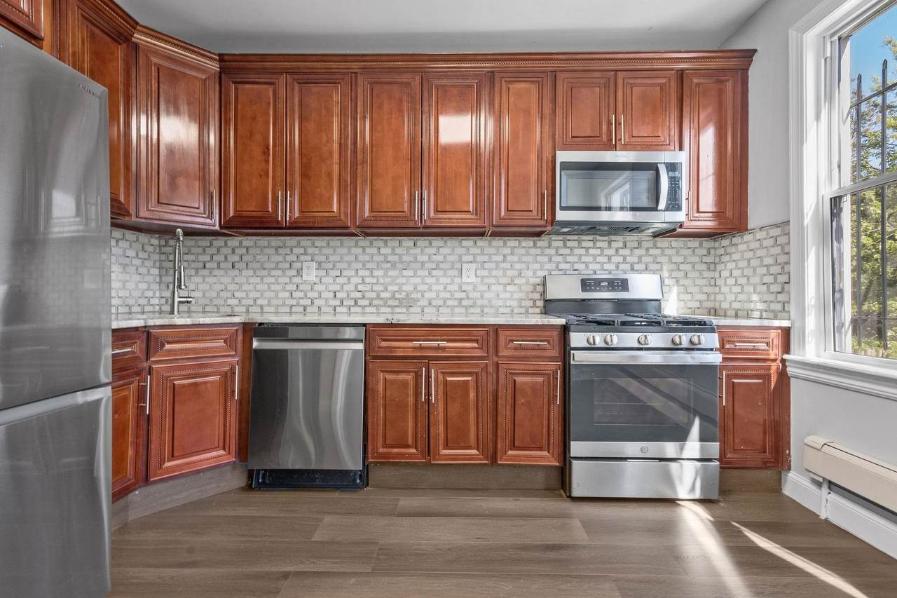 126 Wade St - Photo 1