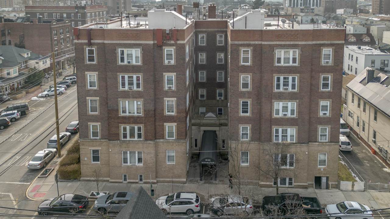 101 73RD ST - Photo 1