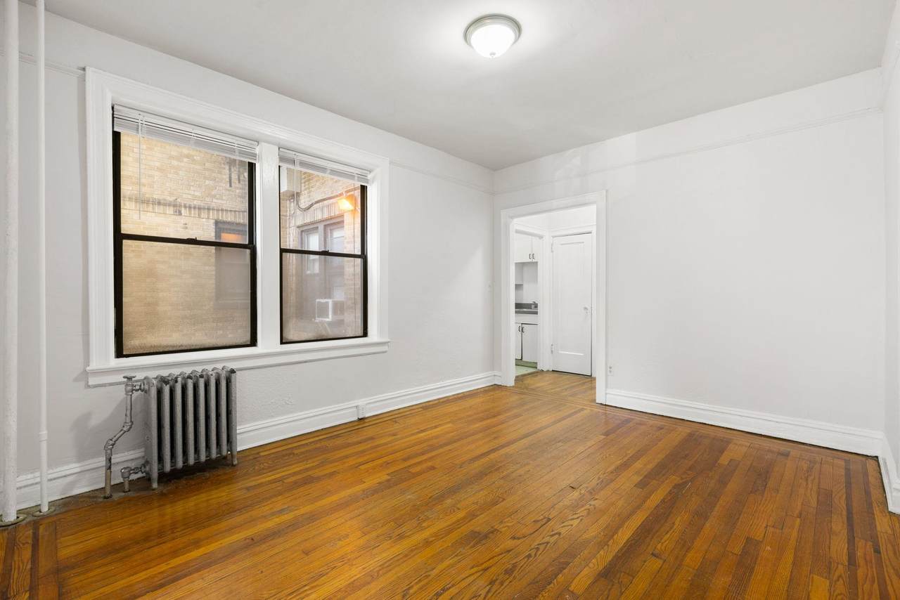 260 Harrison Ave - Photo 1