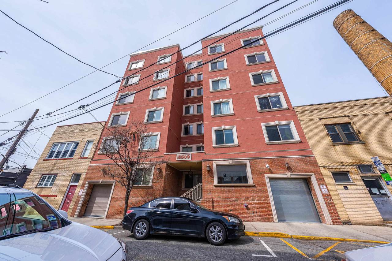 5509 Madison St - Photo 1