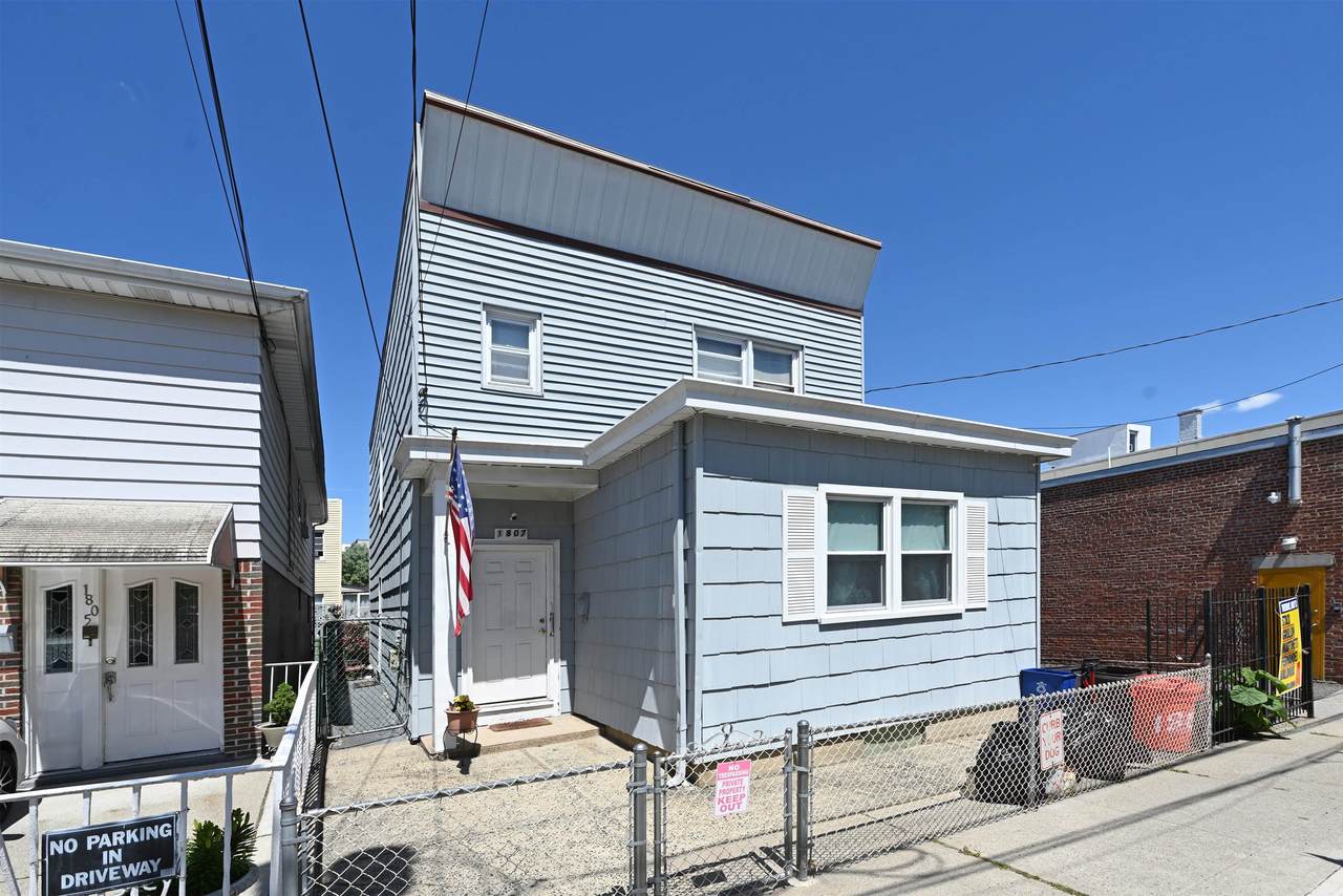 1807 Manhattan Ave - Photo 1