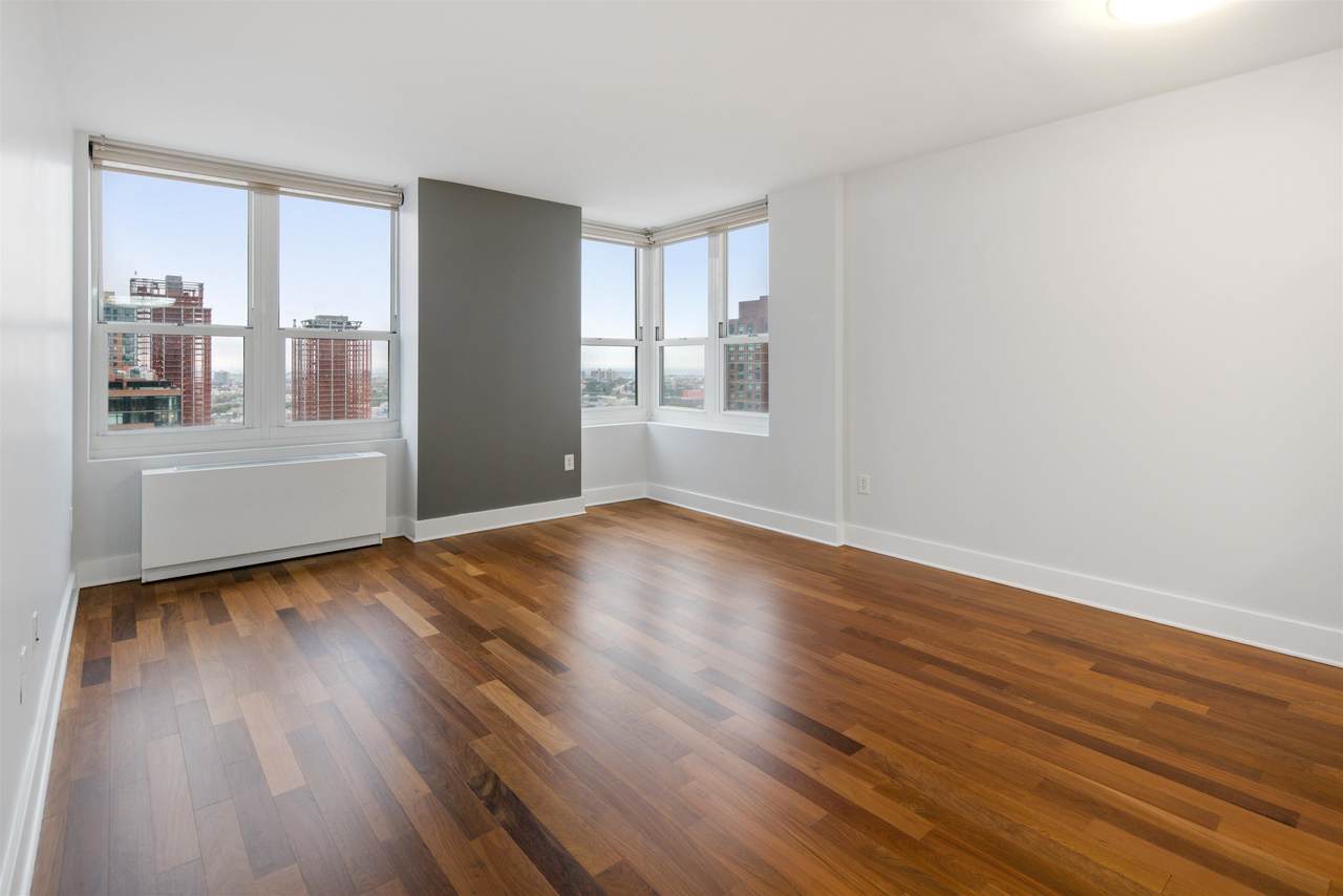 88 Morgan St - Photo 1