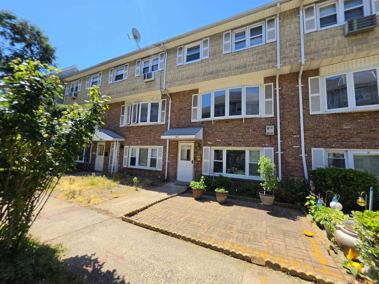 9 Elna Ct - Photo 1