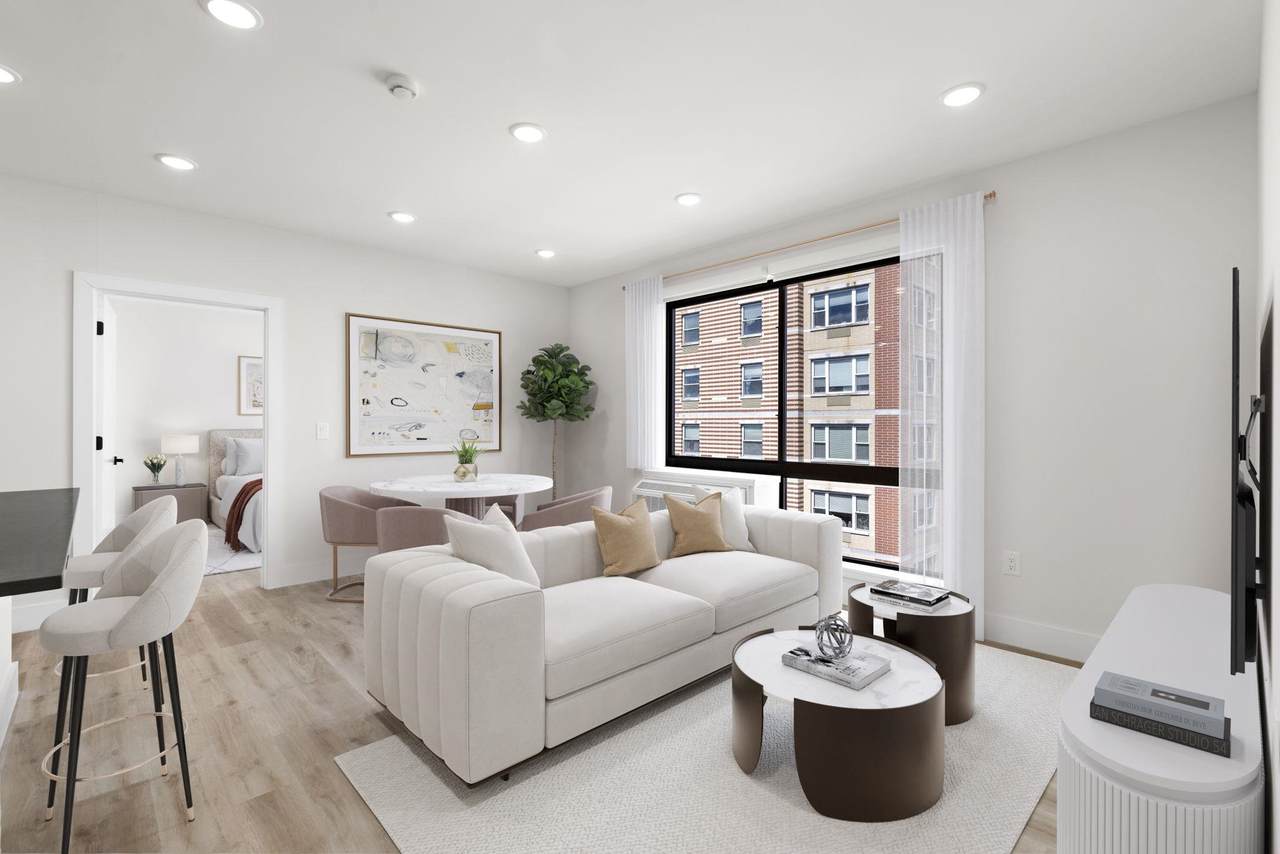 433 62ND ST - Photo 1