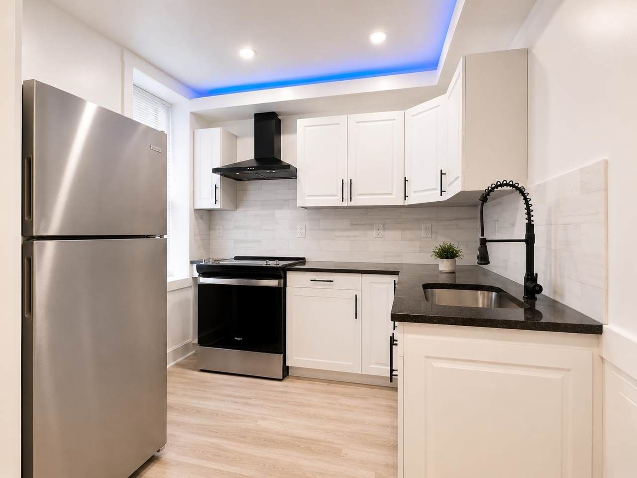 52 Tonnelle Ave - Photo 1