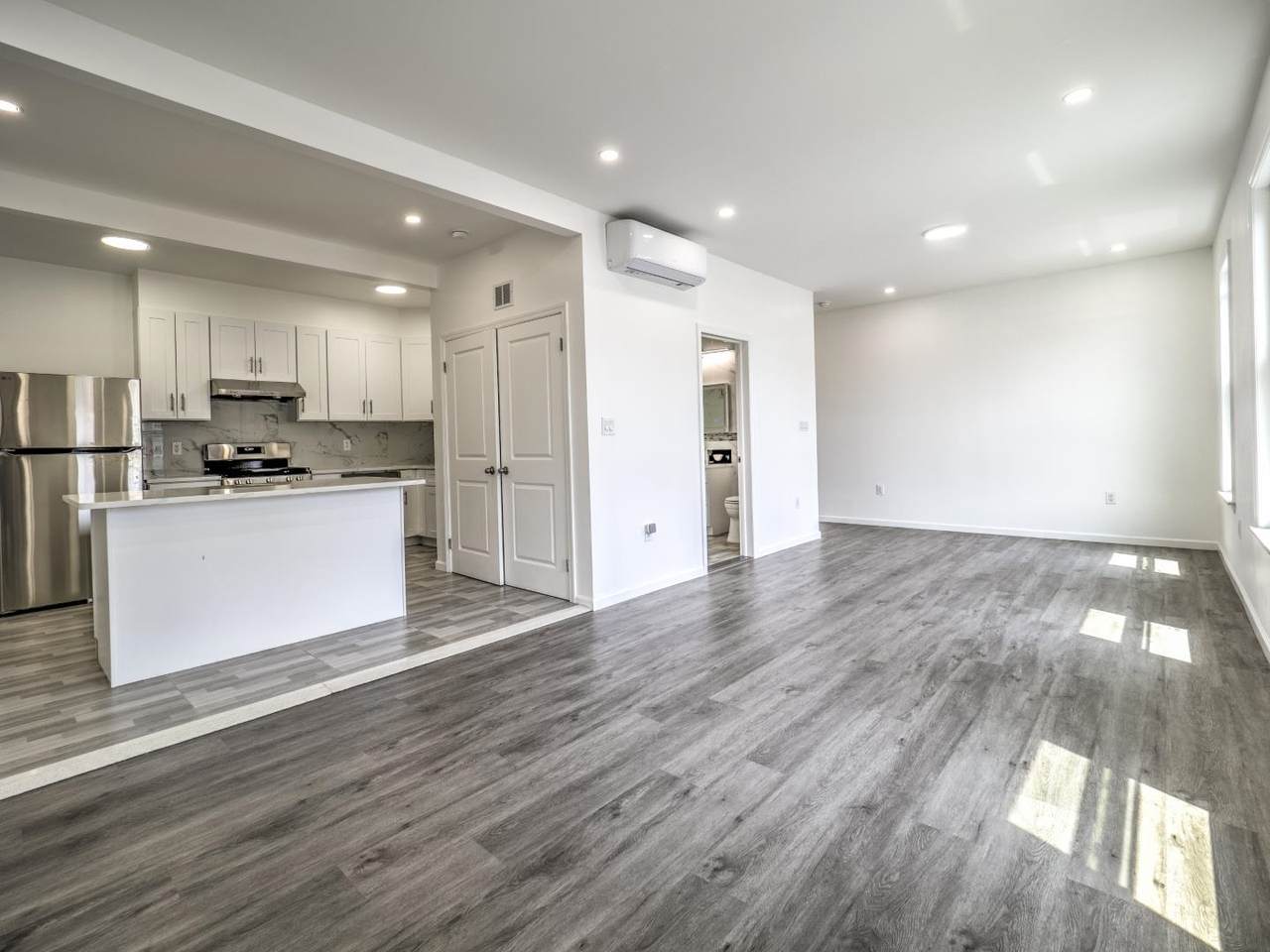 17 Kearny Ave - Photo 1