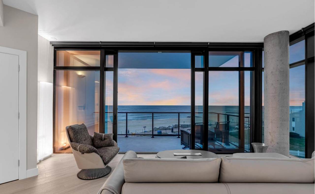 350 Ocean Ave - Photo 1