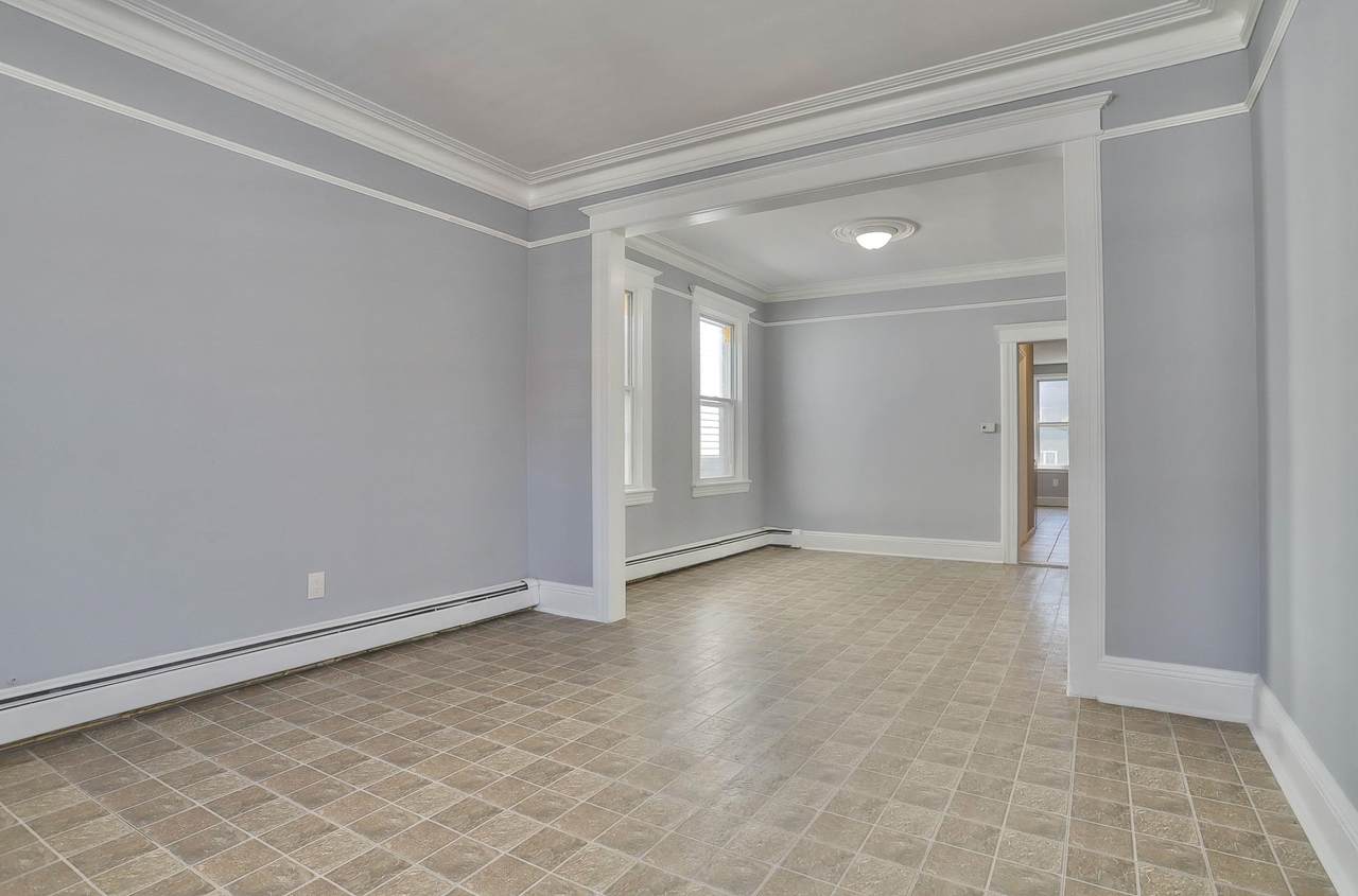 42 Greenville Ave - Photo 1