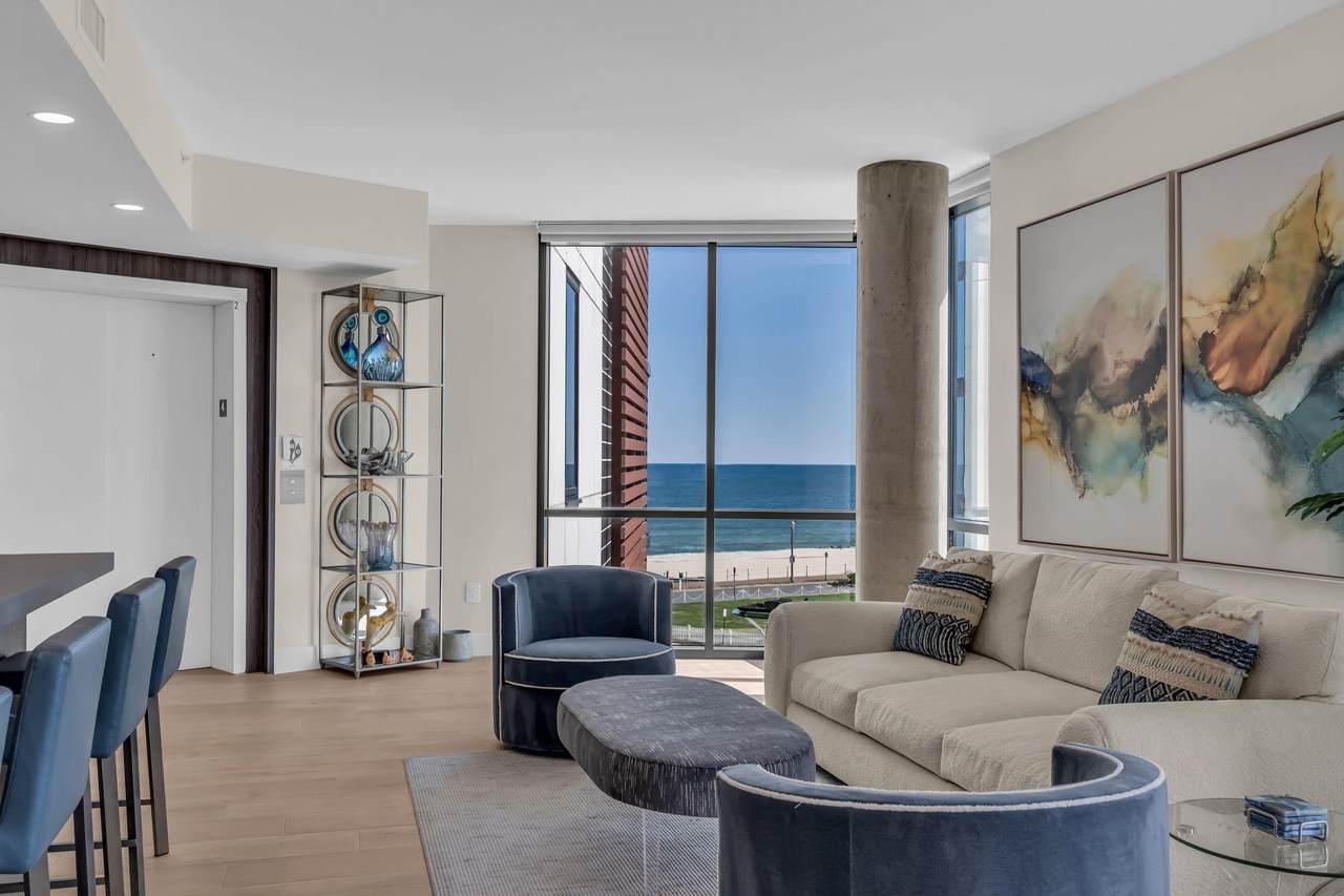 350 Ocean Ave - Photo 1