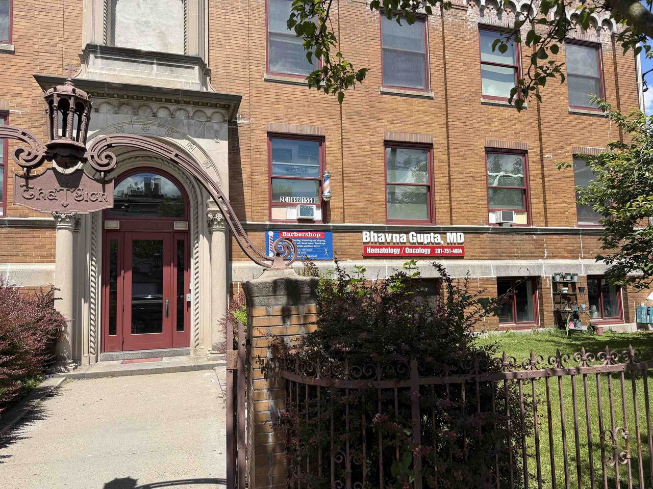 2000 West St - Photo 1