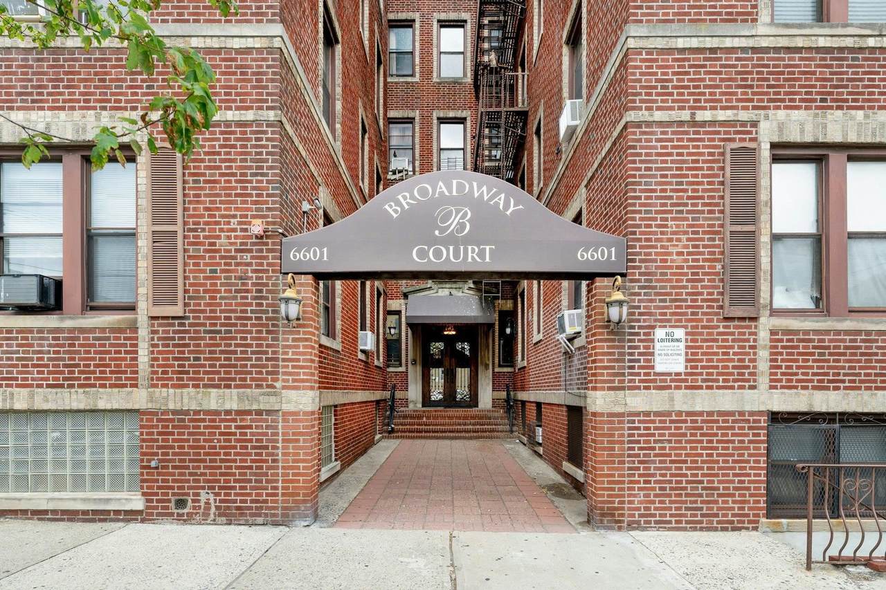6601 Broadway - Photo 1