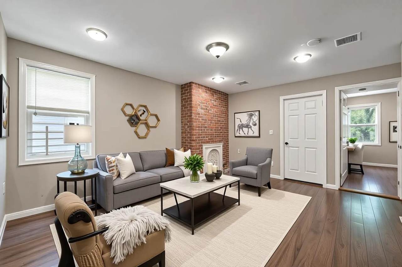 20 Gardner Ave - Photo 1