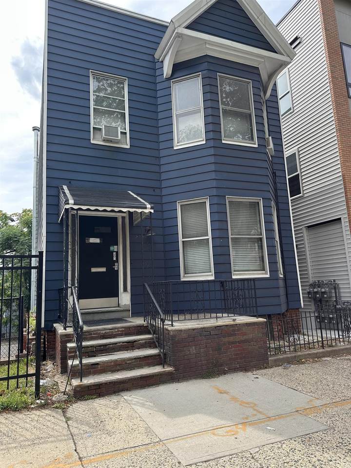 3043 John F Kennedy Blvd - Photo 1
