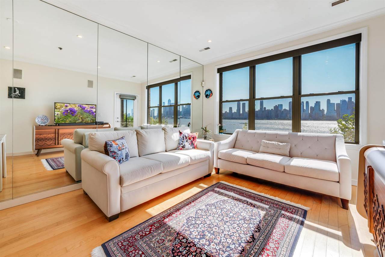 24 Avenue At Port Imperial - Photo 1