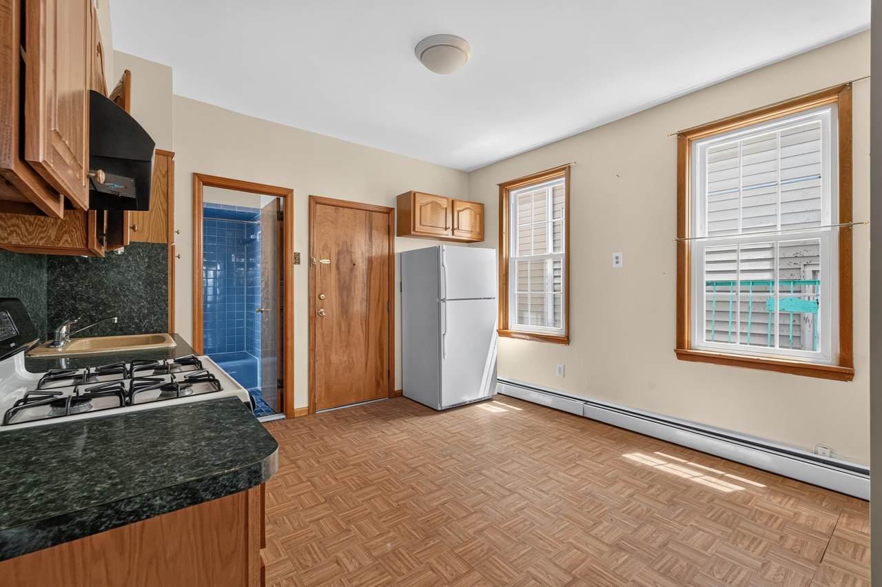 25 West 15Th St - Photo 1