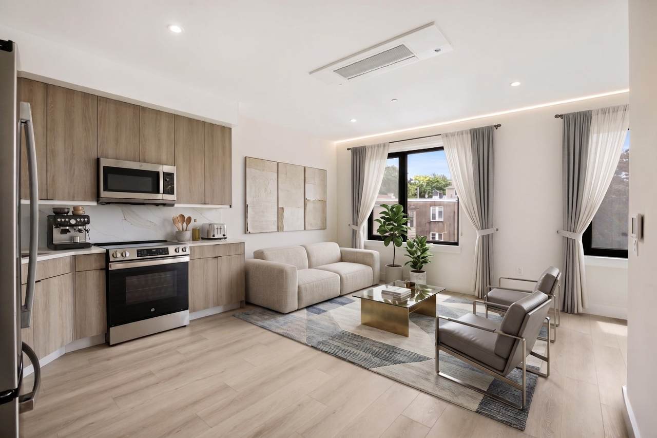 4525 Bergenwood Ave - Photo 1