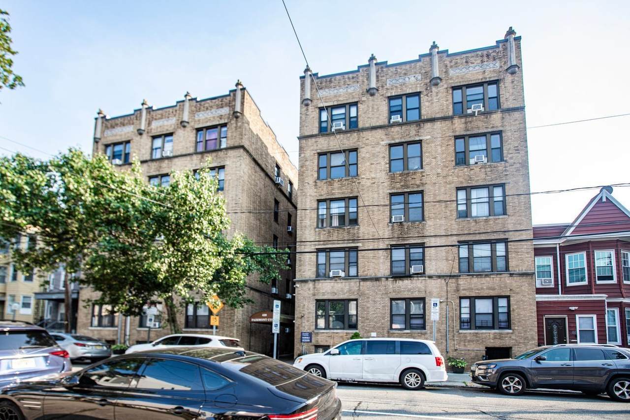 429 Fairmount Ave - Photo 1