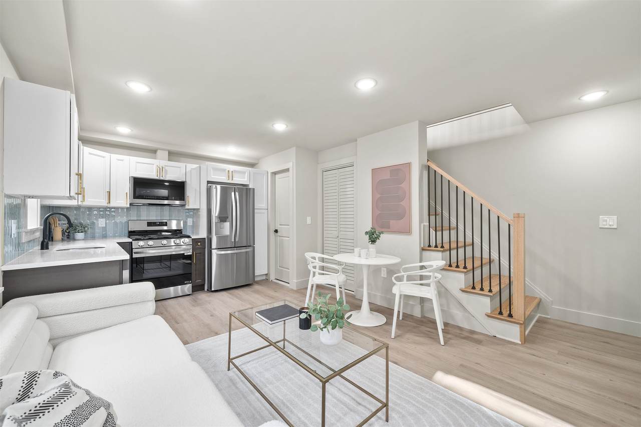279 Pearsall Ave - Photo 1